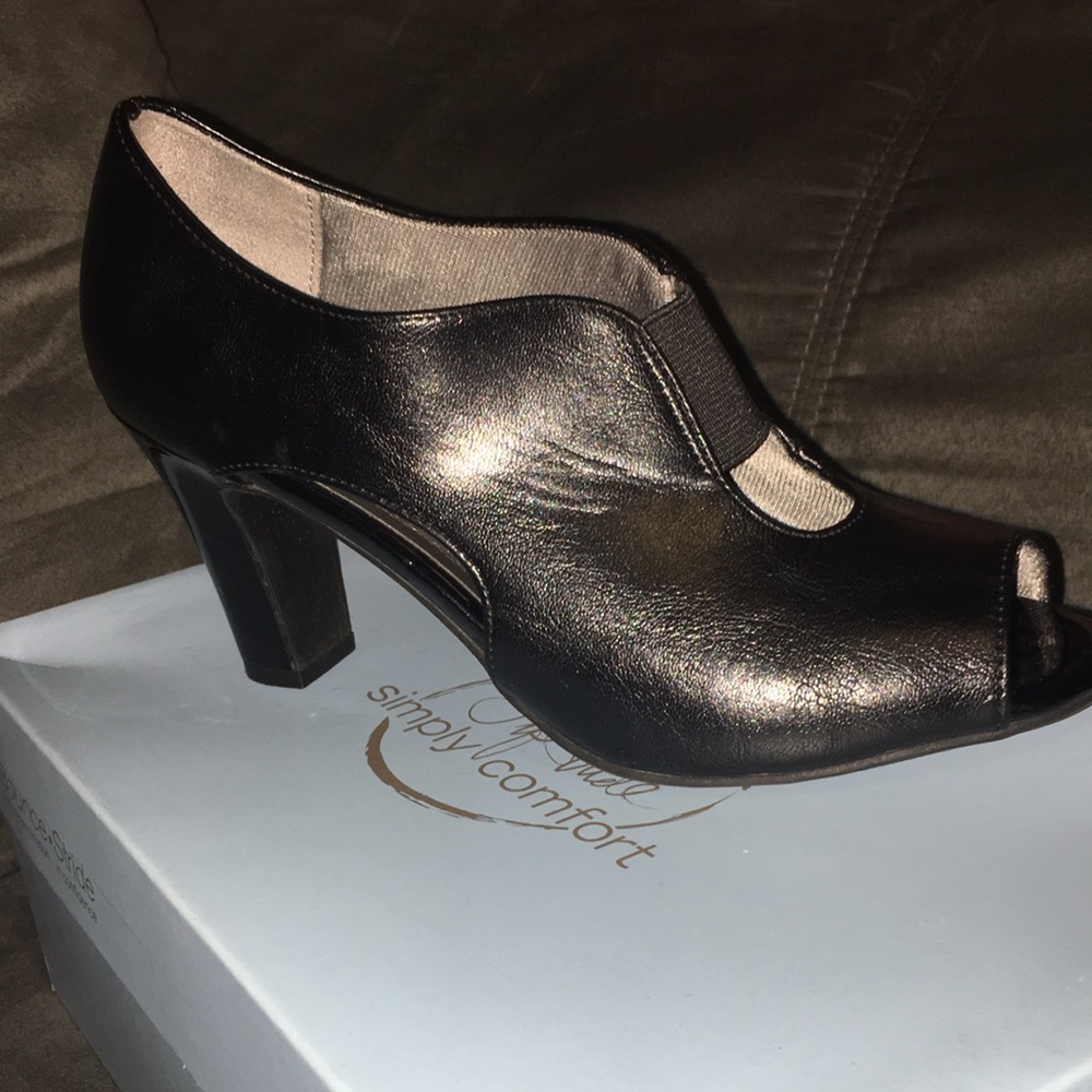 COPY - Open Toe Blk Heel Life Stride Simply Comfort shoe